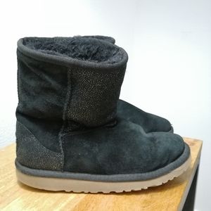 Ugg girl boots